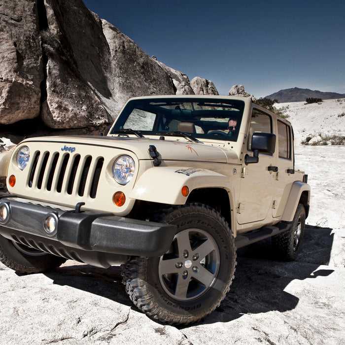 Can a Jeep Wrangler be purchased without a spare tire cover? SUPAREE
