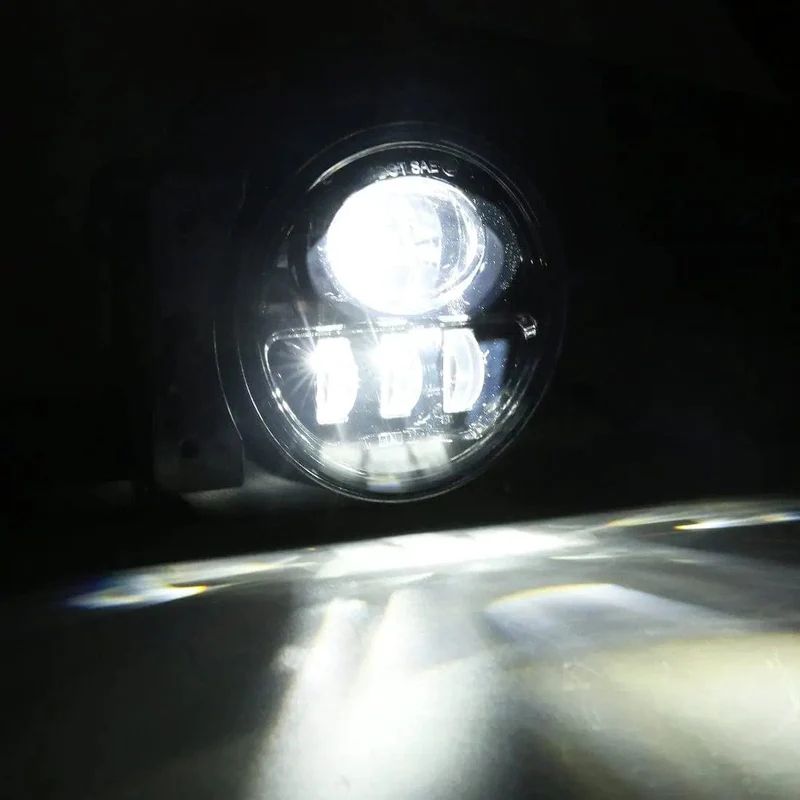 Fog lights for jeep wrangler are crafted with a high-performance Cree LED chip, seamlessly paired with a clear PC cover for optimal performance.