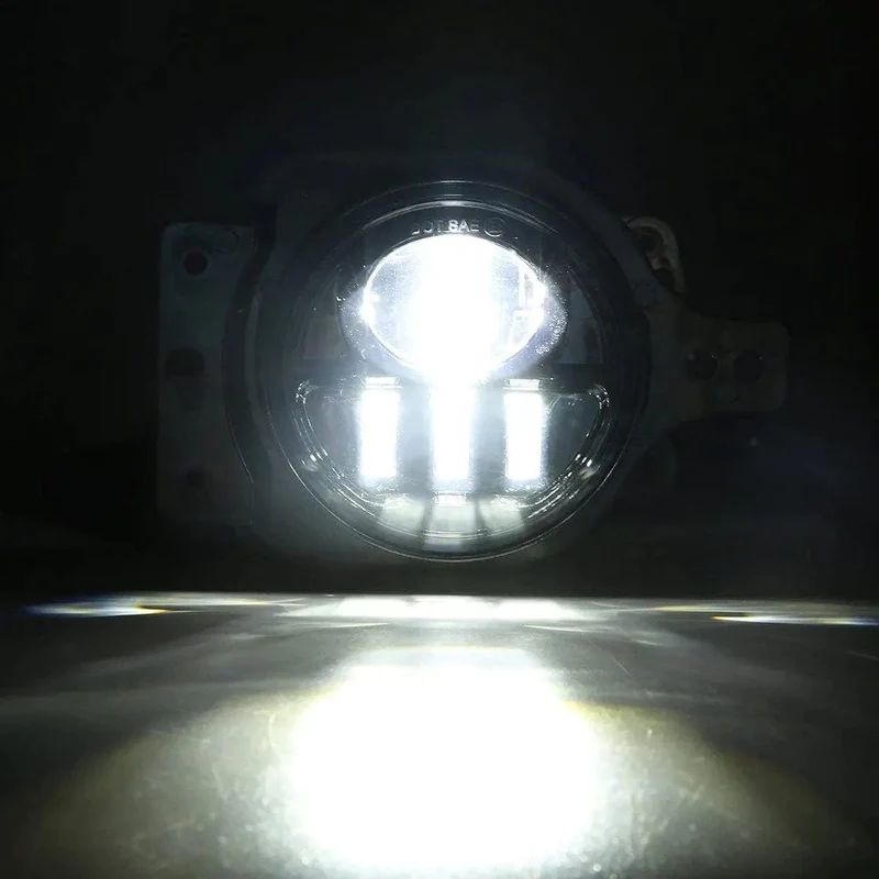 Fog lights for jeep wrangler ensure exceptional clarity, with 99% of the light source easily passing through the cover for efficient and effective illumination.